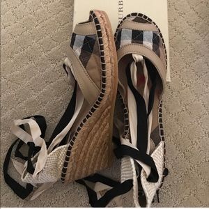 Burberry Espadrille Wedges Wrap Around Sz 10.5 11